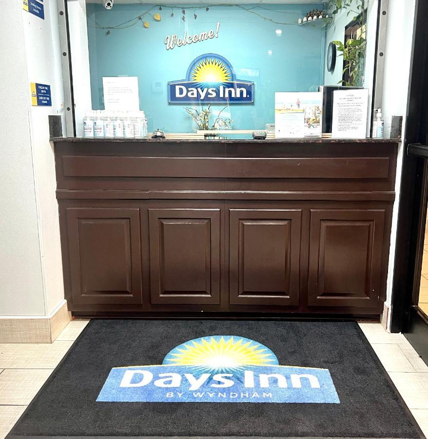 Days Inn By Wyndham Rayne Zewnętrze zdjęcie